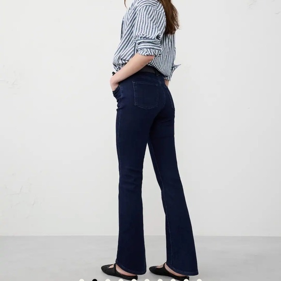 Banana Republic Boot cut dark Rinse Mid rise 9” jeans Sz 30 - Picture 14 of 14